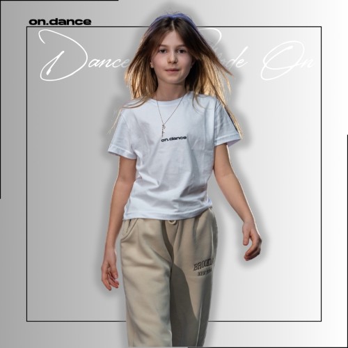 On Dance Baskılı Beyaz / Kids T-Shirt - ON DANCE STORE